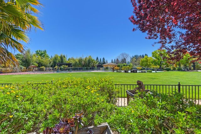 5037 Milton Ranch Rd, Shingle Springs, CA 95682