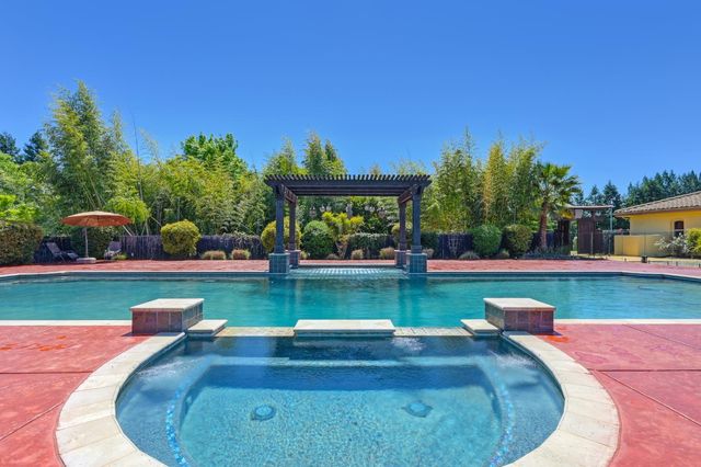 5037 Milton Ranch Rd, Shingle Springs, CA 95682