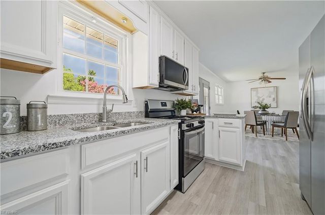 2 Butler Farm RD, Hampton, VA 23666