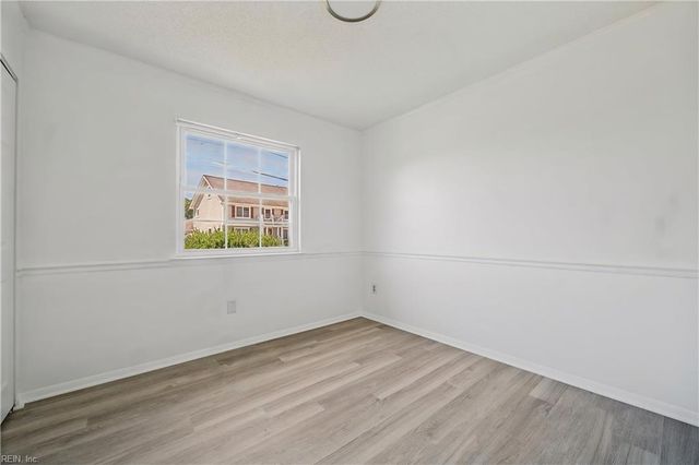 2 Butler Farm RD, Hampton, VA 23666