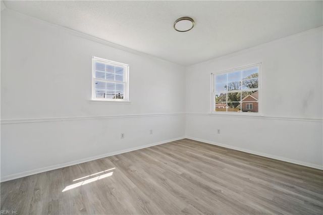 2 Butler Farm RD, Hampton, VA 23666