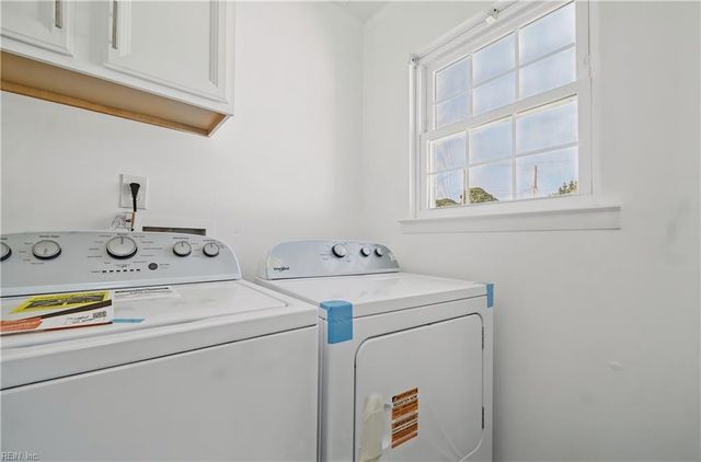 2 Butler Farm RD, Hampton, VA 23666