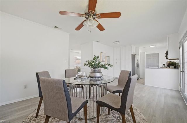 2 Butler Farm RD, Hampton, VA 23666