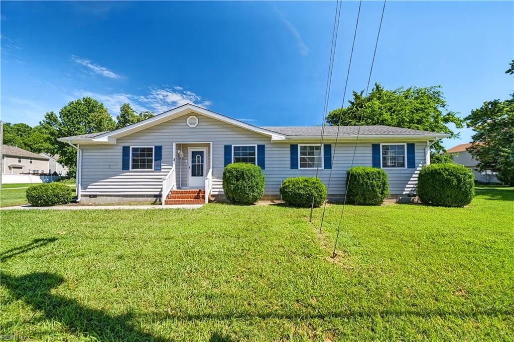 2 Butler Farm RD, Hampton, VA 23666