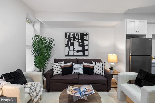 431 WHITRIDGE AVE, Baltimore, MD 21218