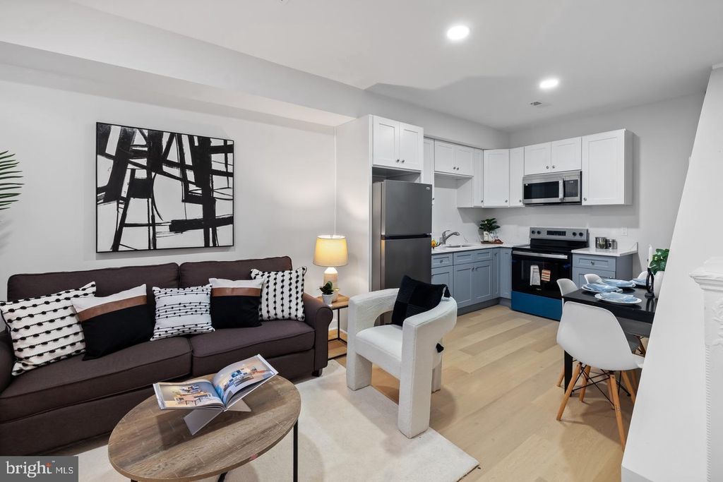 431 WHITRIDGE AVE, Baltimore, MD 21218