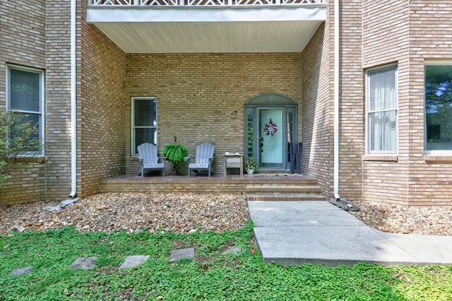 1650 N Plantation Dr, Cookeville, TN 38506