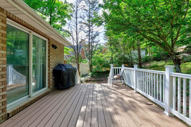 1650 N Plantation Dr, Cookeville, TN 38506