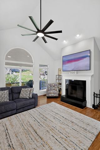 1650 N Plantation Dr, Cookeville, TN 38506