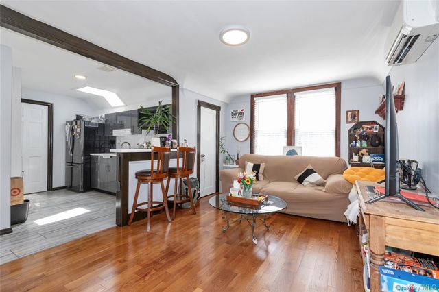 8713 135th Street 3, Kew Gardens, NY 11418