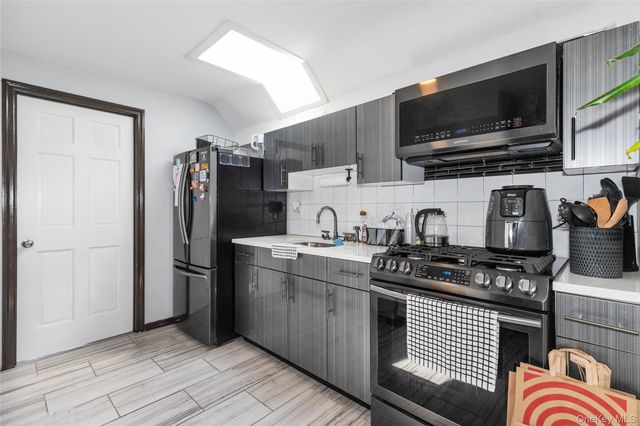 8713 135th Street 3, Kew Gardens, NY 11418