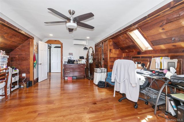 8713 135th Street 3, Kew Gardens, NY 11418