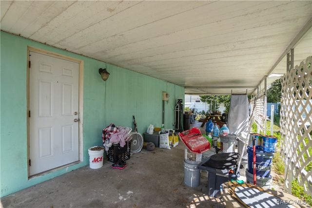 77 Regina Boulevard, Beverly Hills, FL 34465