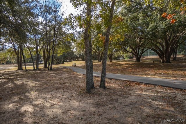 77 Regina Boulevard, Beverly Hills, FL 34465