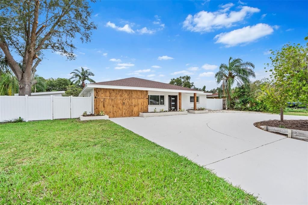 4500 22ND AVENUE N, St Petersburg, FL 33713