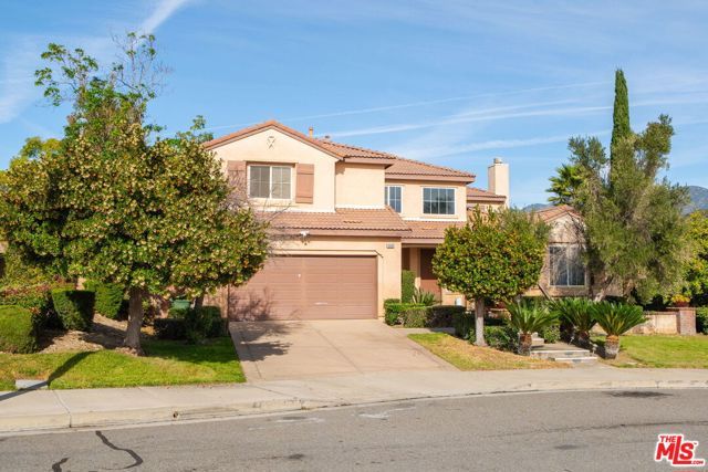 18080 Tanzanite Road, San Bernardino, CA 92407
