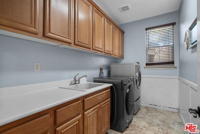 18080 Tanzanite Road, San Bernardino, CA 92407