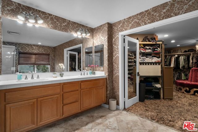 18080 Tanzanite Road, San Bernardino, CA 92407