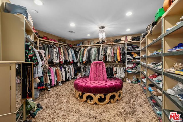 18080 Tanzanite Road, San Bernardino, CA 92407