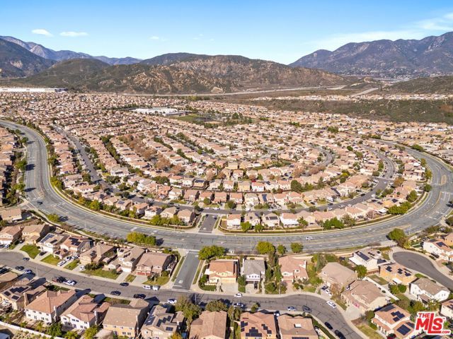 18080 Tanzanite Road, San Bernardino, CA 92407