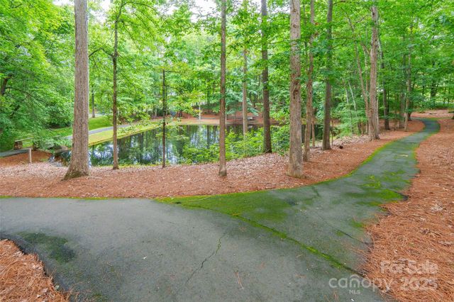 202 Pond View Lane, Fort Mill, SC 29715