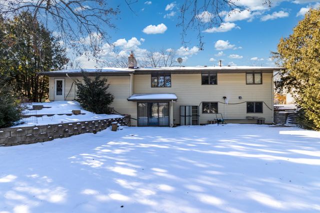 9193 Harkness Avenue S, Cottage Grove, MN 55016