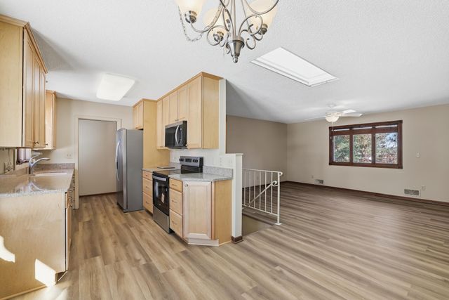 9193 Harkness Avenue S, Cottage Grove, MN 55016