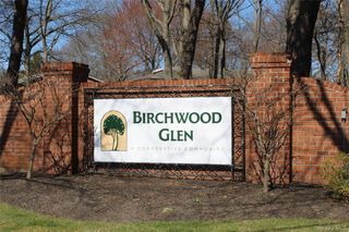 14 Glen Hollow Drive E-29, Holtsville, NY 11742