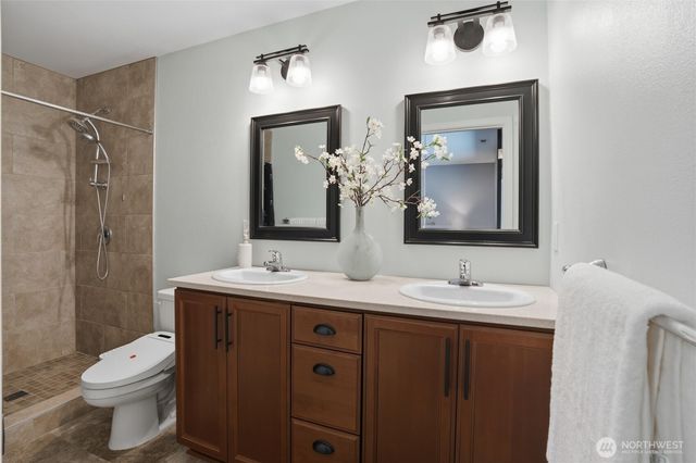 86 Rainier Lane, Port Ludlow, WA 98365