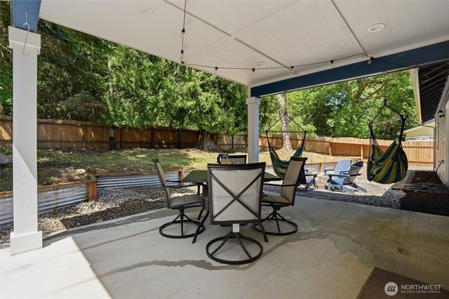 86 Rainier Lane, Port Ludlow, WA 98365