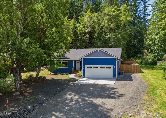 86 Rainier Lane, Port Ludlow, WA 98365