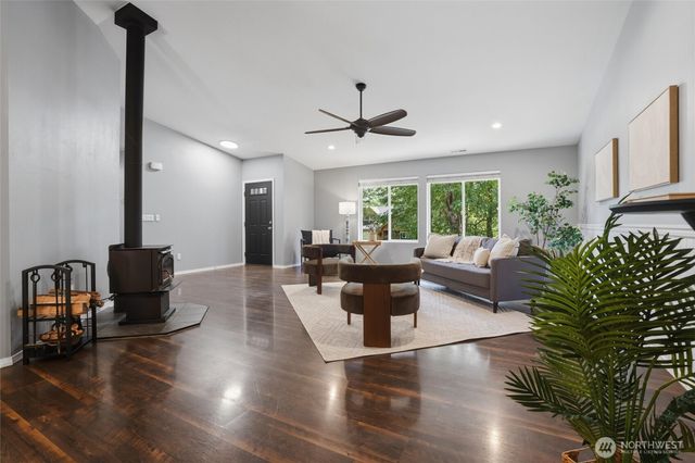 86 Rainier Lane, Port Ludlow, WA 98365