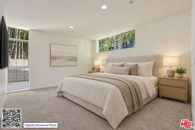825 N Kings Road 1, West Hollywood, CA 90069