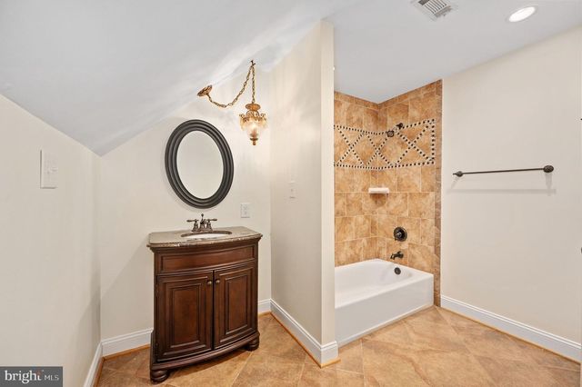 11326 FAWN LAKE PKWY, Spotsylvania, VA 22551