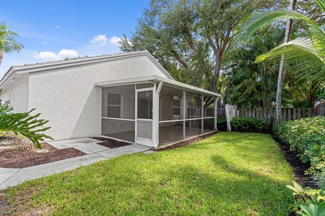 4120 NW 1st Court, Delray Beach, FL 33445