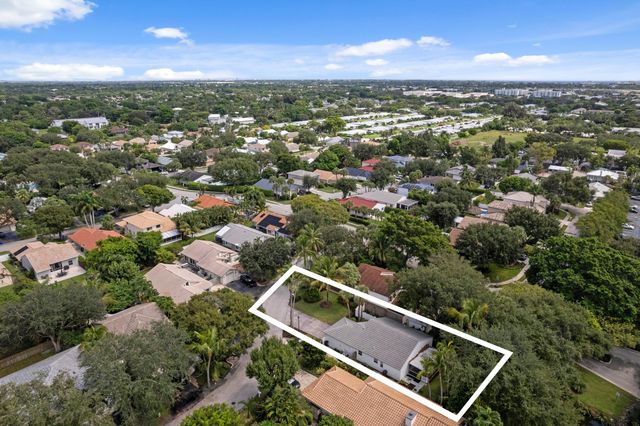 4120 NW 1st Court, Delray Beach, FL 33445