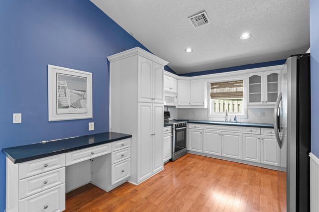 4120 NW 1st Court, Delray Beach, FL 33445