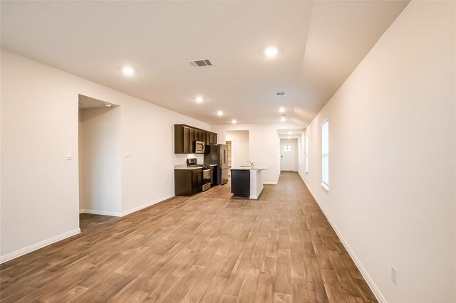 490 Evergreen Sumac LOOP, Kyle, TX 78640