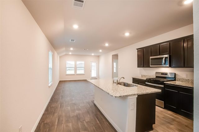 490 Evergreen Sumac LOOP, Kyle, TX 78640