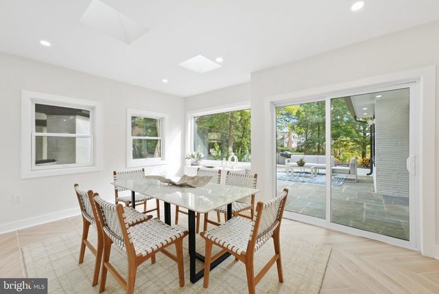 5213 ACACIA AVE, Bethesda, MD 20814