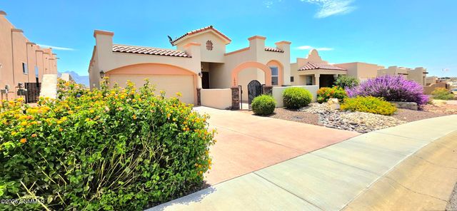 1980 Calle De Fuerte, Las Cruces, NM 88011