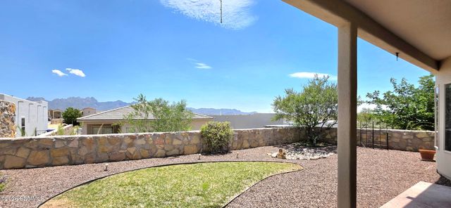 1980 Calle De Fuerte, Las Cruces, NM 88011