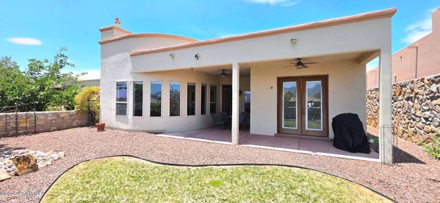 1980 Calle De Fuerte, Las Cruces, NM 88011