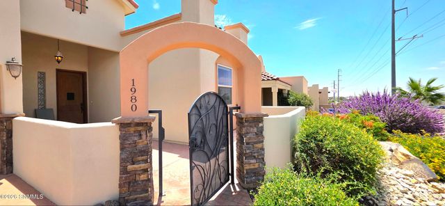 1980 Calle De Fuerte, Las Cruces, NM 88011