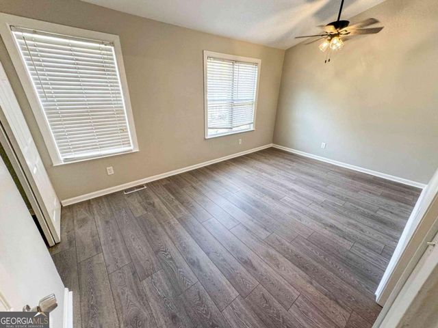 3575 Kennesaw Station Drive NW, Kennesaw, GA 30144