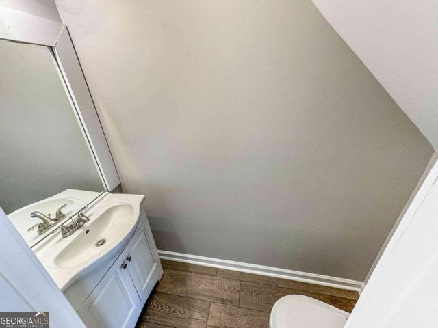 3575 Kennesaw Station Drive NW, Kennesaw, GA 30144