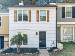 3575 Kennesaw Station Drive NW, Kennesaw, GA 30144