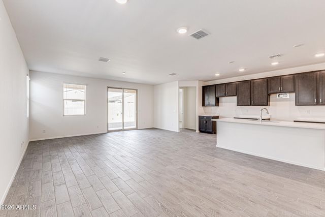 18230 W AVENIDA DEL SOL Drive, Surprise, AZ 85387