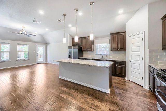2204 Bonavista WAY, Leander, TX 78641