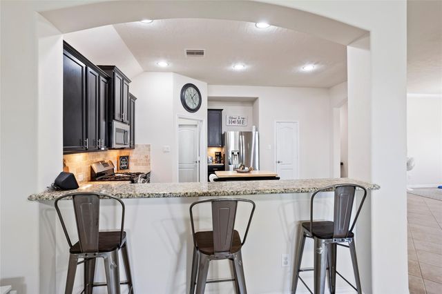 223 Harbor Bend Lane, Dickinson, TX 77539